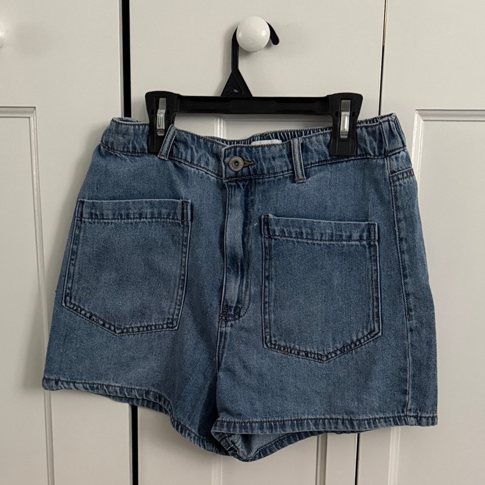 Kensie Blue High-Waist Patch Pocket Jean Shorts